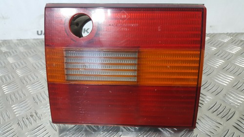 Volkswagen PASSAT B4 1994 Right Rücklicht Deckel GUST13813