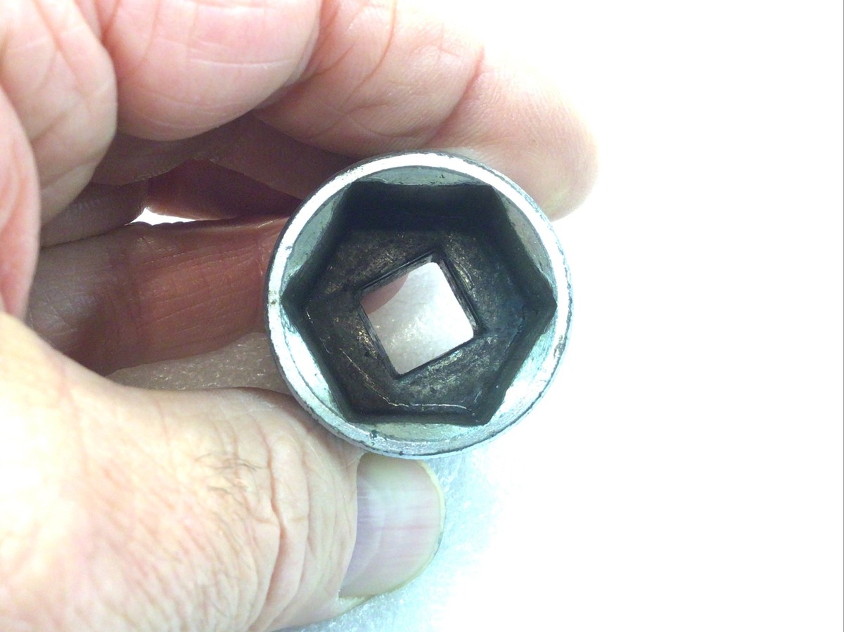 MAC Tools V346 - Chrome, 1/2” Drive, 1-1/16”, SAE, Socket, Shallow