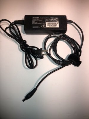 GENUINE OEM Toshiba 75W PA3755U-1ACA 15V 5A Laptop AC Power Adapter Charger
