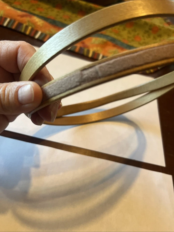 Vintage Duchess 6” Felt Lined wood Embroidery Hoop! - Image 3 of 4