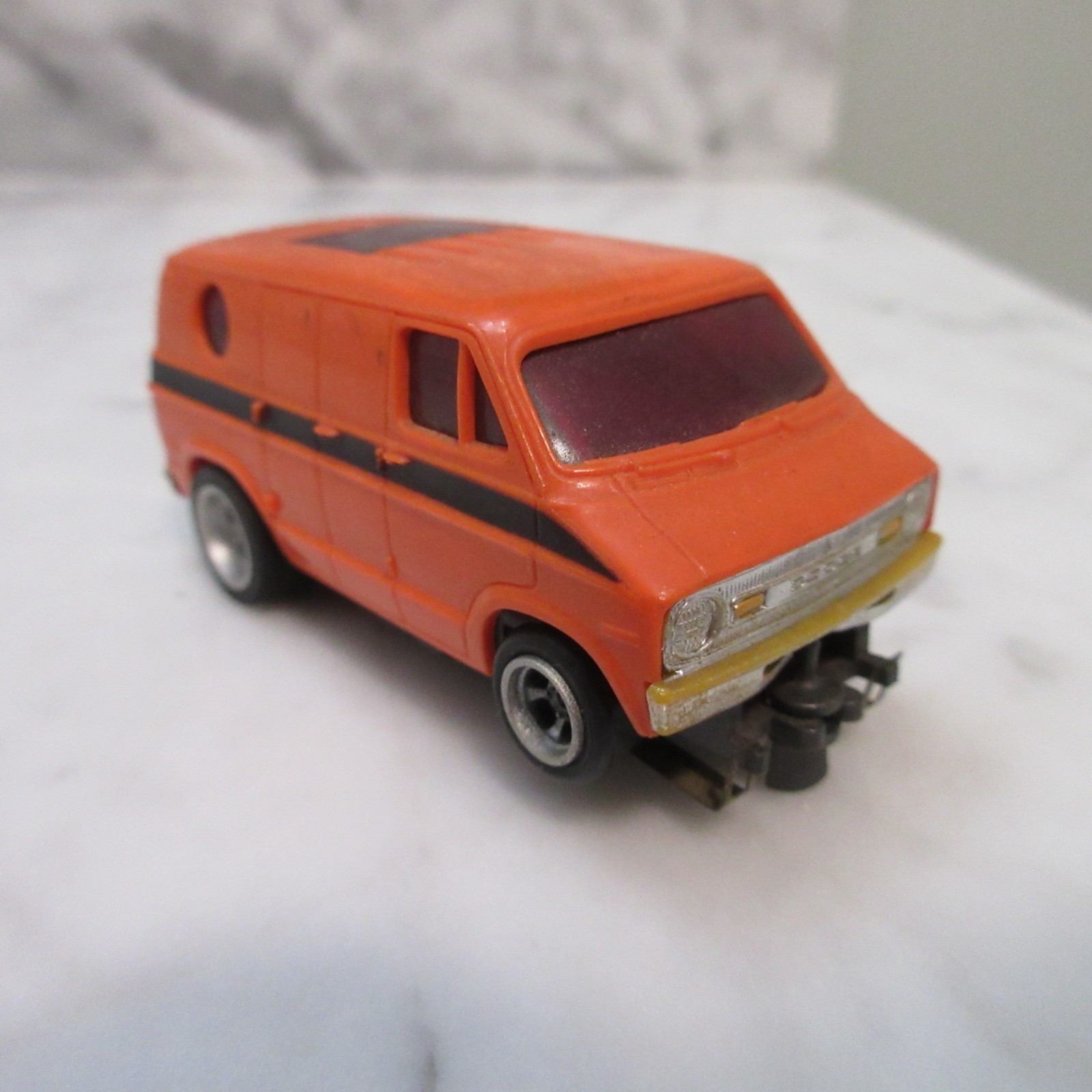 AS IS 1970s Aurora AFX Magnatraction Orange Dodge Street Van Slot Car (WD12-B29)