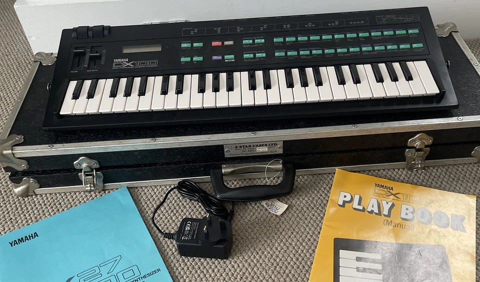Yamaha DX100 1980’s 4-Op FM Synth 49 Mini Keys 192 Presets c/w Hardcase  