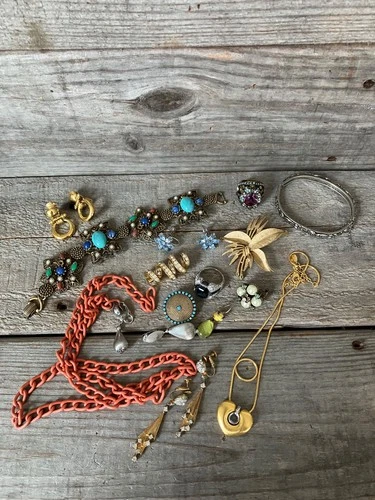 VINTAGE Costume Jewelry Lot Broken Repair High End Heidi Daus Trifari Goldette +