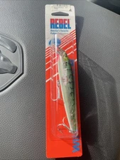 Rebel Wind-Cheater Lure F85258 Green Mackerel New In Box