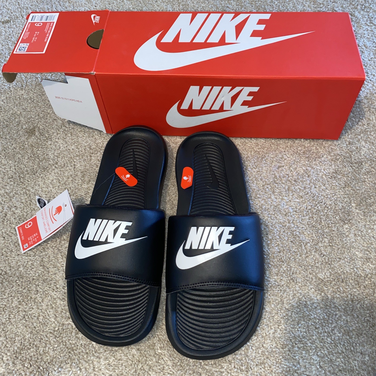 *NEW* Men NIKE VICTORI ONE SLIDES BLACK SIZE 9