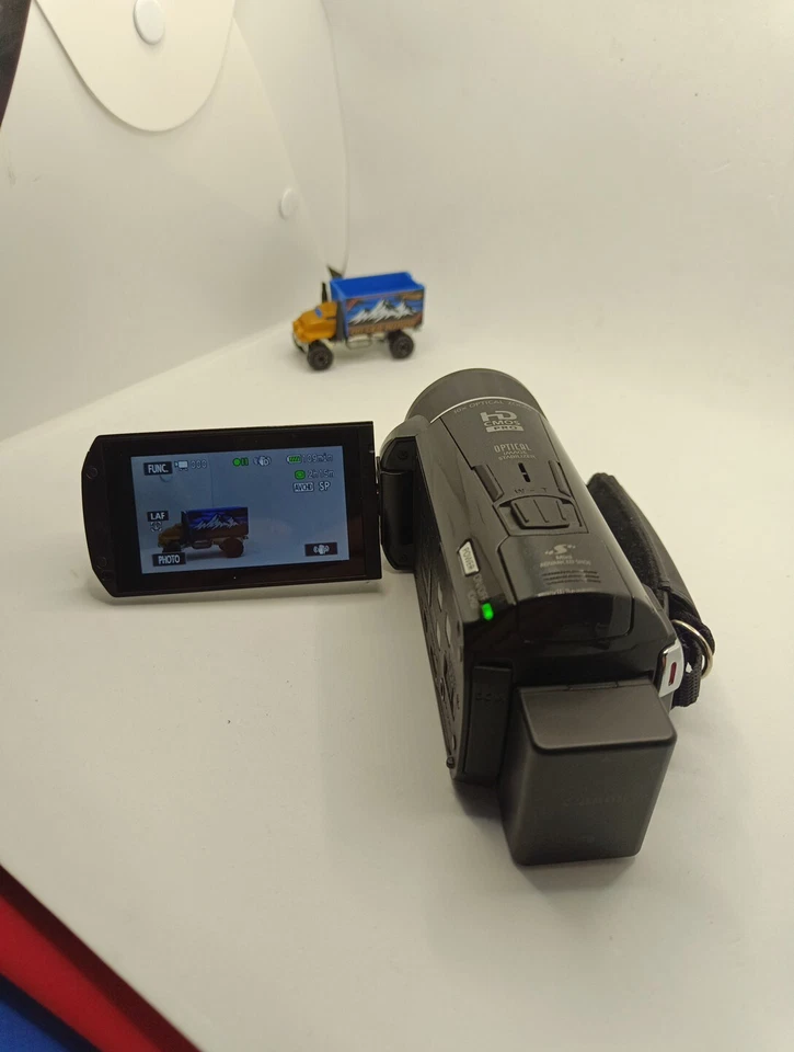 Canon Legria HF M56 Camcorder - 2,3 MP - 10x Optischer Zoom  *Funktioniert* - Bild 3 von 4