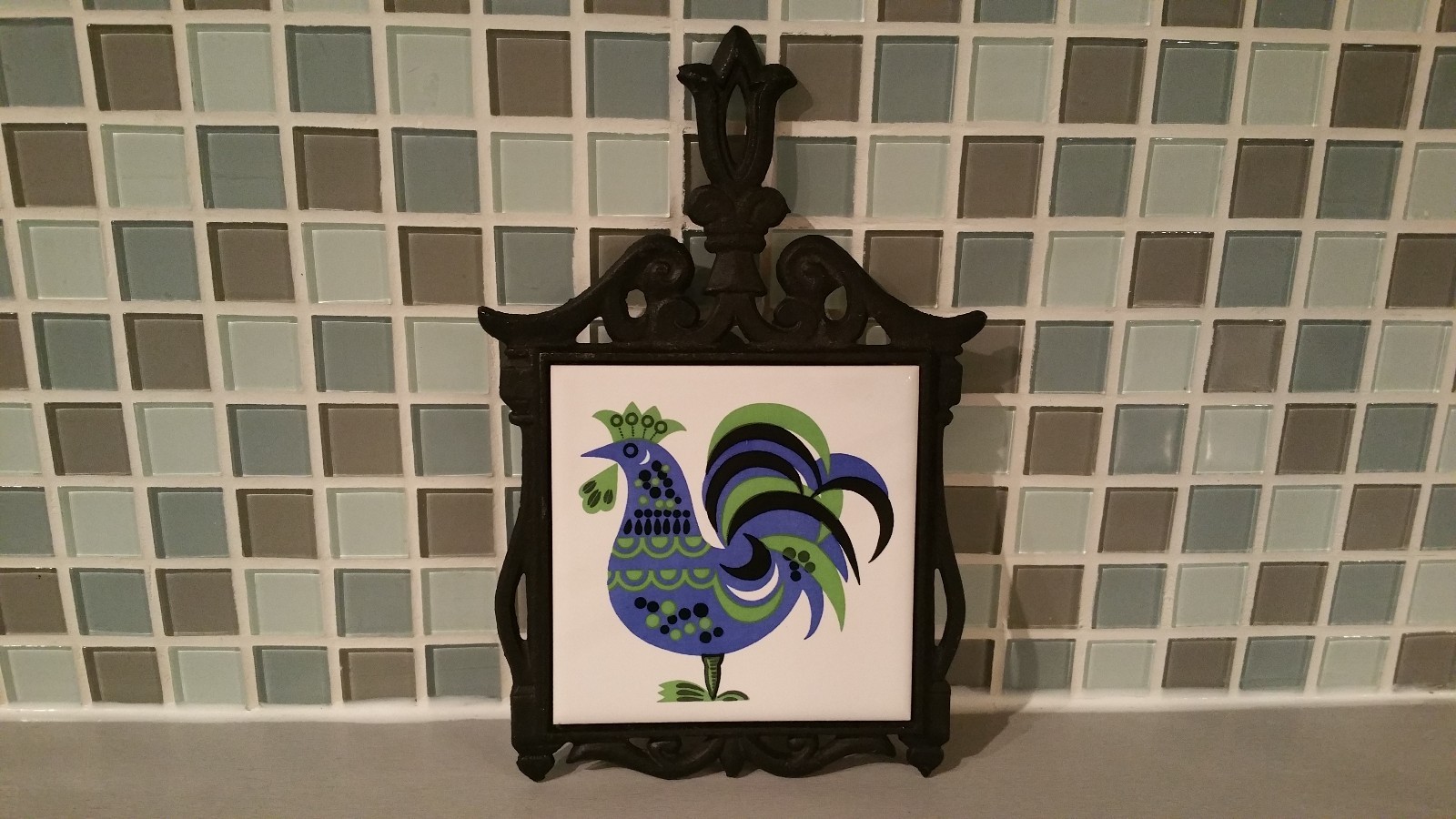Picture 1 of 8