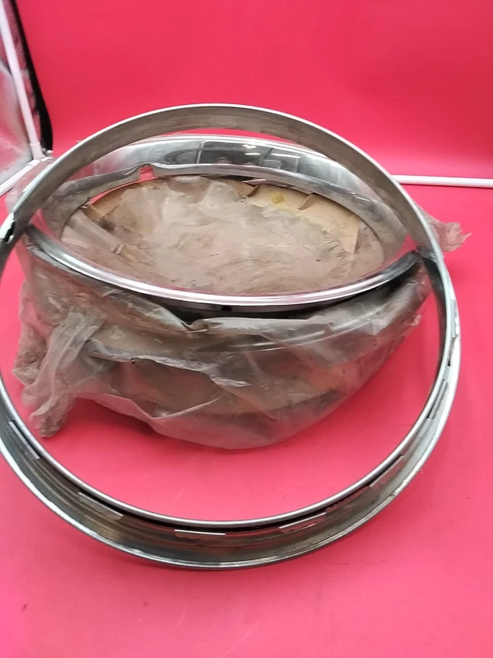 Juego 82 anillos de ajuste Ford Escort 1982 13 pulgadas E8EC-1210-AA E8EC1210AA nuevo aspecto Foto 3 de 3