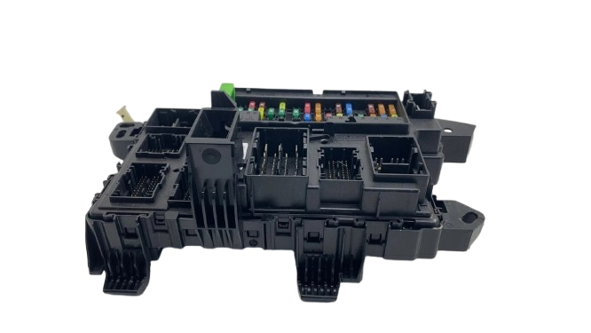 ⭕ 2018-2021 Lincoln Navigator Fuse Relay Box Body Control Module Unit LU5T-15604