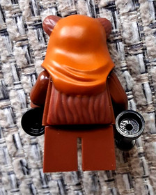 LEGO 2009 Wicket -  Minifig,  from Battle Endor  8038 minifigure Only