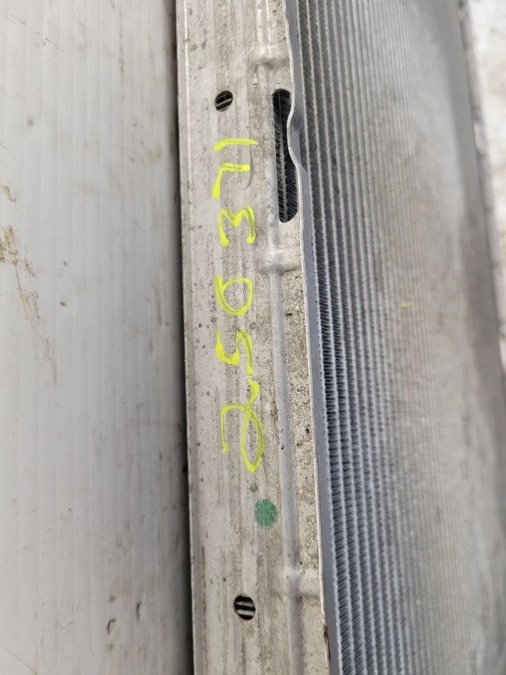 Radiador compatible con 17-24 AUDI ALLROAD 1666548 Foto 4 de 4