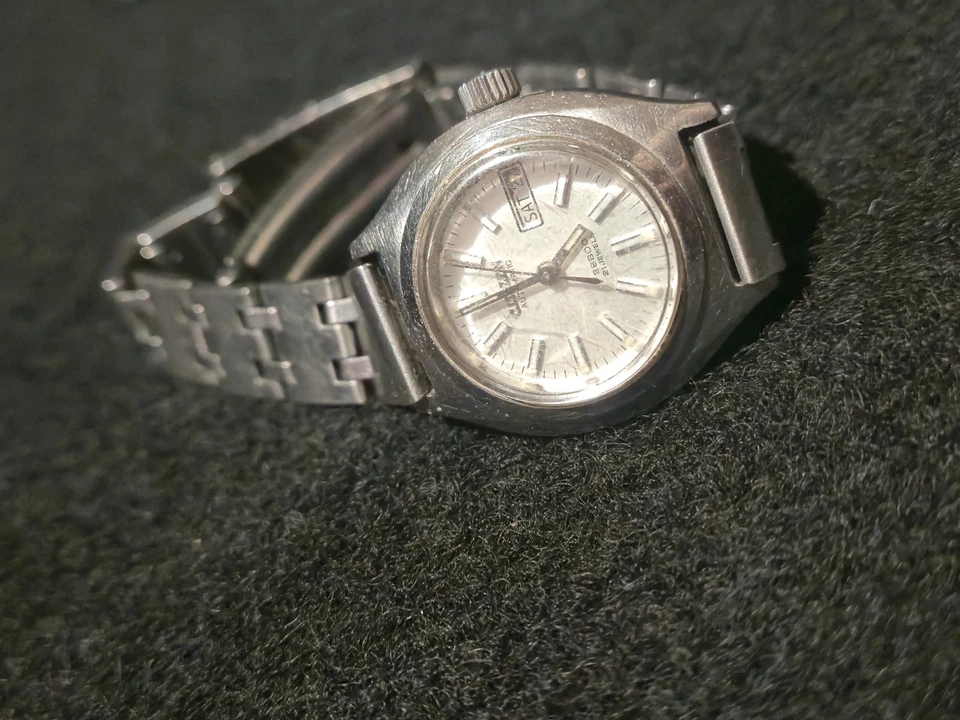 vintage Citizen Automatic 28600 21 Jewel - image 2 of 4