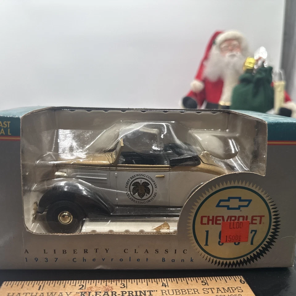 Vintage Liberty Classic 1937 Chevrolet Pabst Brewing Company Die Cast Bank NIB - Image 2 of 4