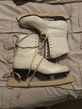 Vintage Women s White Leather Ice Skates US Size 8 Made In Canada