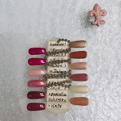 OPI Polished Nail Color Palettes with Beaded Chains Reusable 12 Tips Palette
