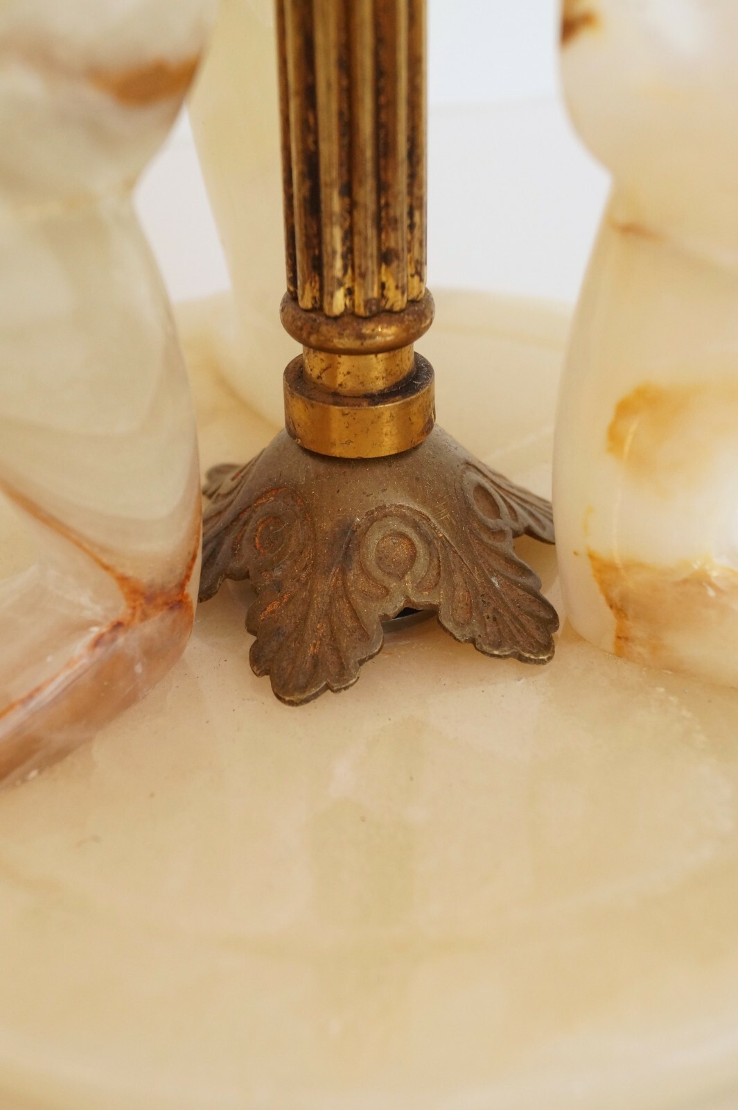 Unique Design Table Lamp Desk Light Lamp "WHITE DOLPHINS" Onyx