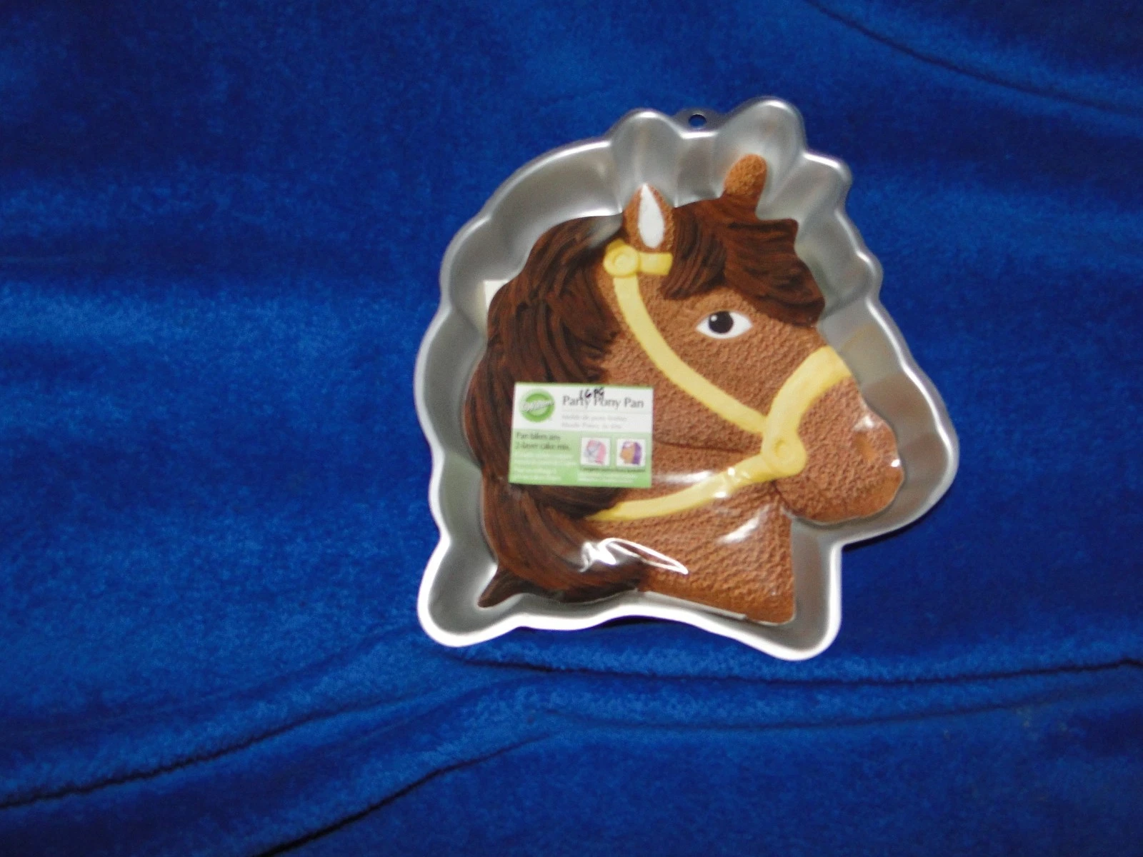 New Vintage Wilton Party Pony Cake Pan 2105-1011 with instruction booklet