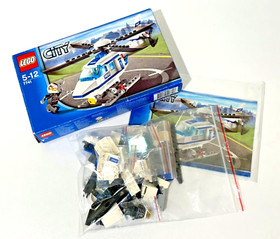 Retired &copy;2008 LEGO 7741 City Police Helicopter 100% Complete + Extras
