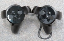 PAIR OF OCULUS RIFT TOUCH CONTROLLERS LEFT RIGHT BLACK TO-R/ TO-L UNTESTED 