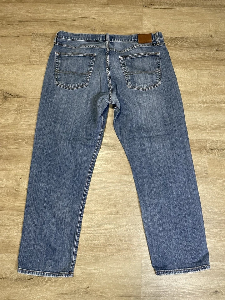 Lucky Brand 221 Original Straight Leg Mens Sz 36 Mid Wash Denim Jeans Grunge - Image 2 of 4