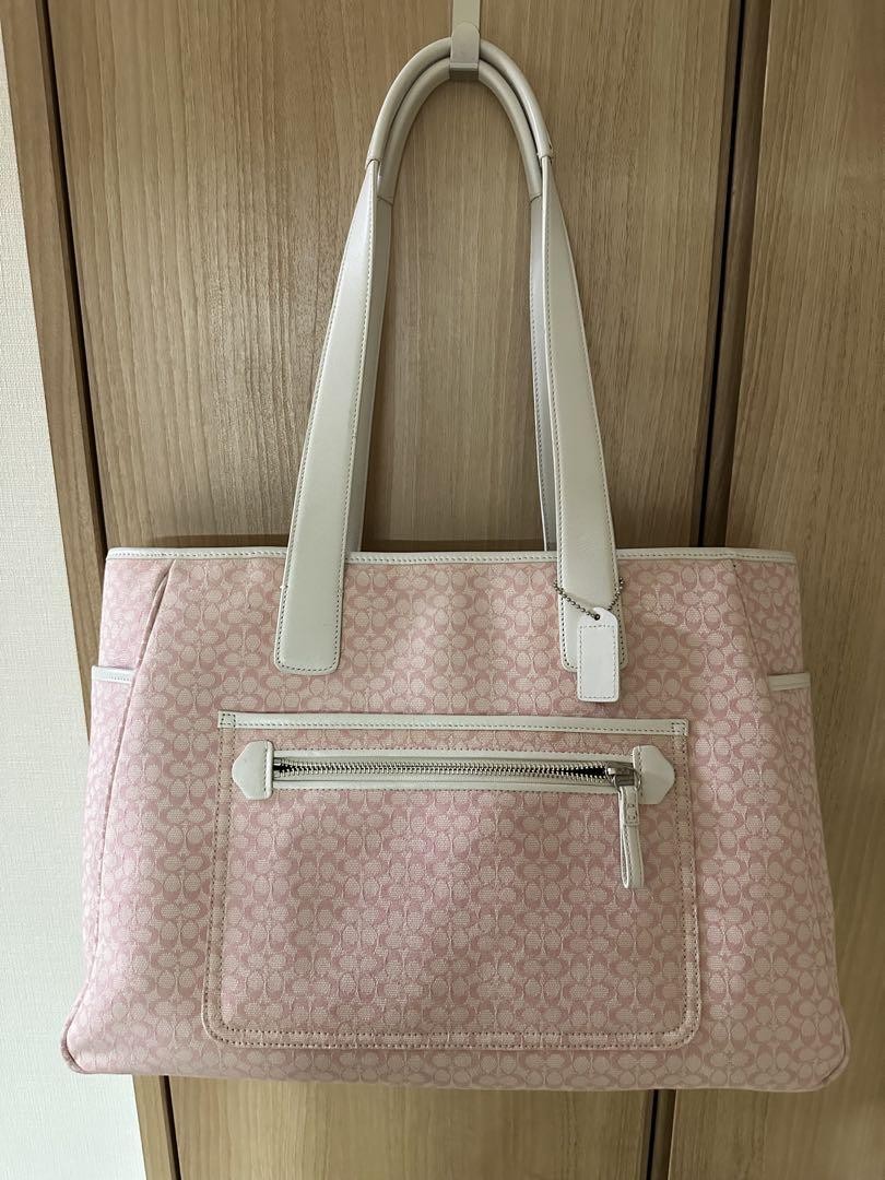 COACH Large Pink Tote Bag Spacious and Stylish