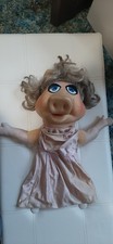 Rare..... The Muppets Miss Piggy 1977 Jim Henson Fisher Price Hand Puppet Doll