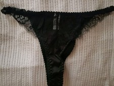 ROMANTIC SHINY GLOSSY LIQUID SATIN BLACK STRING THONG Panties LACE SZ-L NWOT