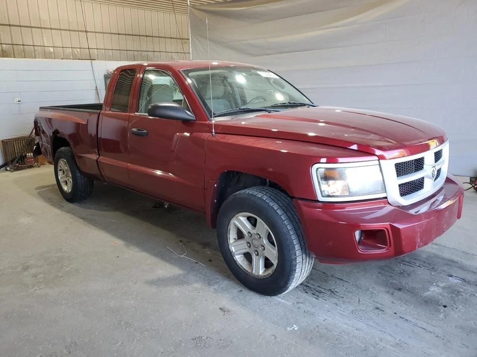 Used Rear Right Door Assembly Rear Side fits: 2011 Ram Dakota Club Cab 4 Dr Rear Foto 4 de 4