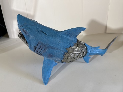 McFarlane Toys Fren-Z Action Figure Raw 10 Cyborg Shark 2020 14" Robotic Display - Picture 4 of 6