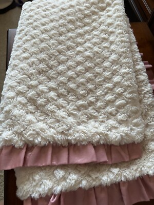 The Peanut Shell Bella Cream Infant Blanket Dusty Rose Pink Ruffle READ
