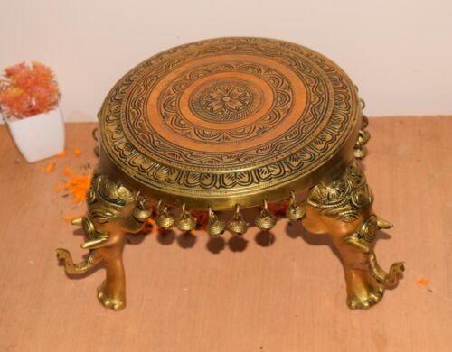 Rund Chowki Mit Elefant Stumpen, Glocke Messing Pooja Für Heim Tempel MK19 - Picture 2 of 12