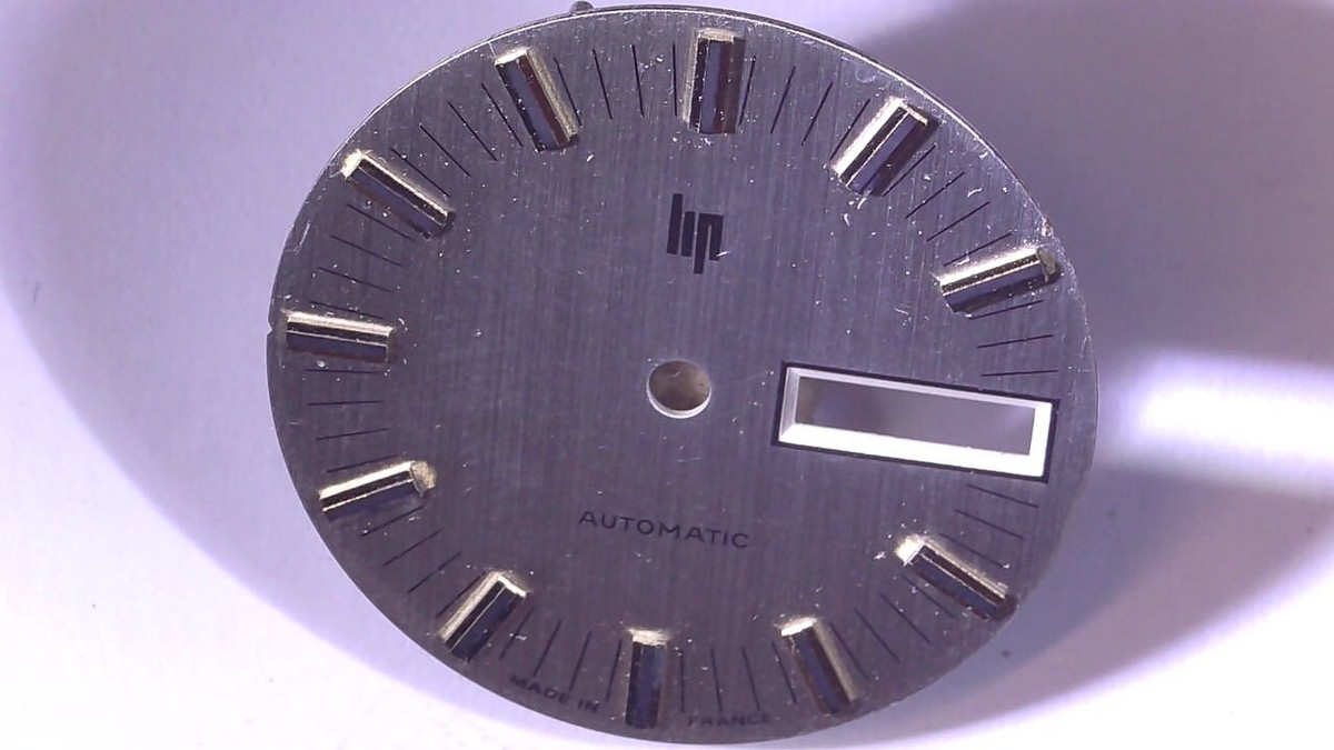 VINTAGE MONTRE LIP 29.60 mm UN ANCIEN CADRAN STOCK LIP