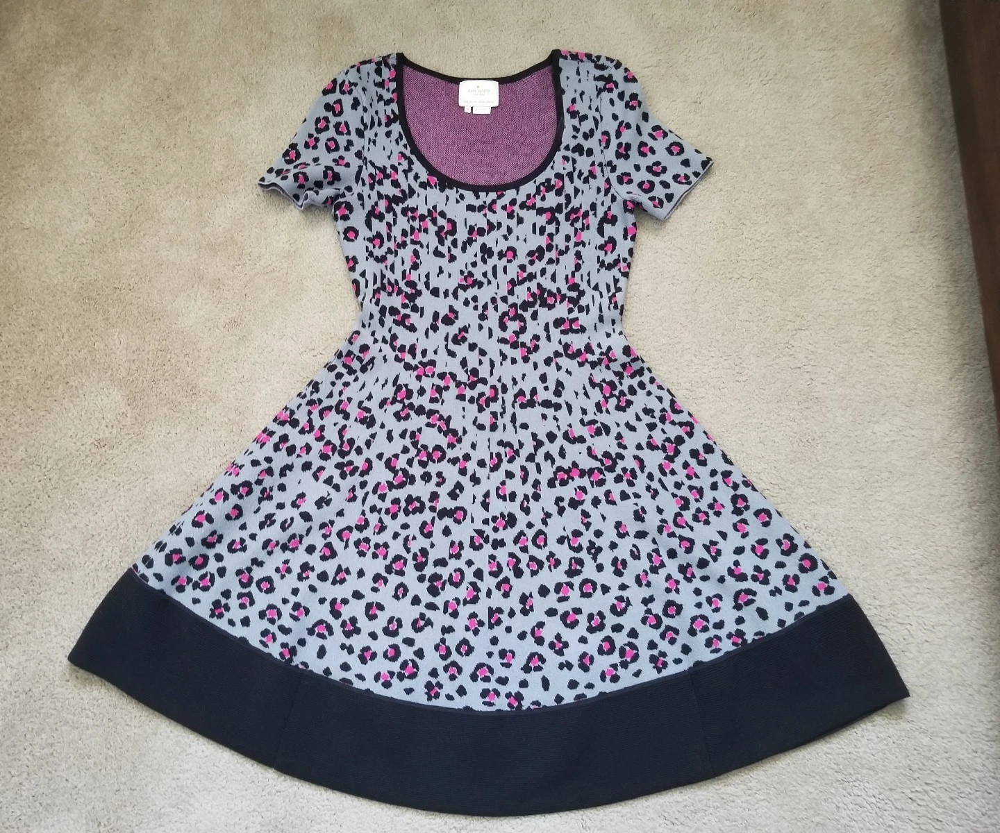 Esaurito $395 splendido abito maglione Kate Spade Cyber stampa leopardo e ghepardo M