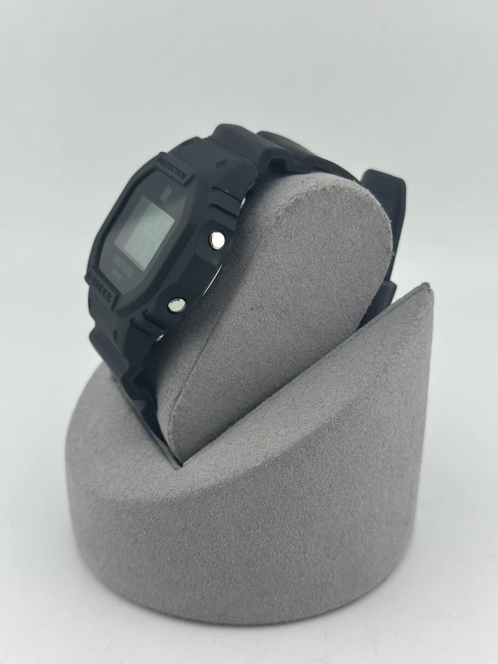 Casio G-Shock непобежденный сотрудничества модель DWE5600UD-1 новый + в коробке - Изображение 2 из 4