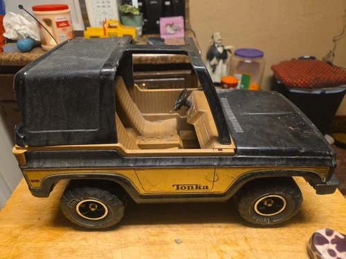 Vintage Large TONKA Bronco Jeep Black PLASTIC Truck MR-970 17" Toy