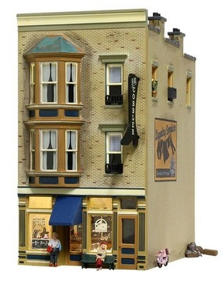 Woodland Scenics HO Built & Ready J.W. Shoe Cobbler Building BR5032