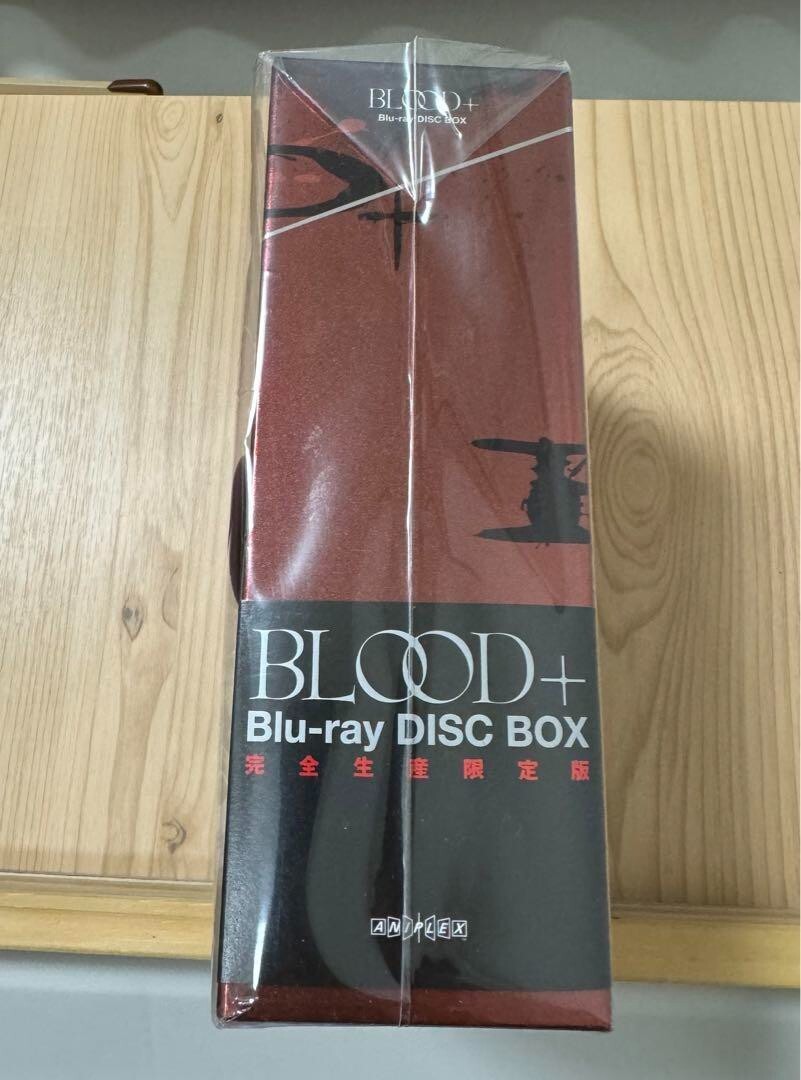 BLOOD+ 01～13+1 Blood+ Volume 1 (Manga) (v. 1): Asuka Katsura, Camellia Nieh