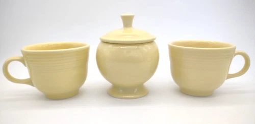 Mug Set & Covered Sugar Bowl Fiesta Ware w Lid Yellow Cream