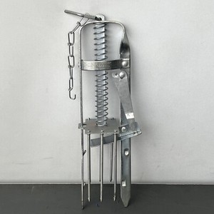 Victor Mole Trap Mole Trap Plunger Style Mole Control Trap 0645
