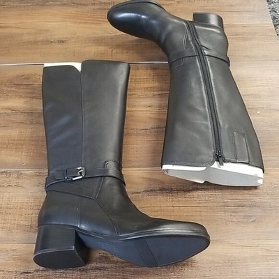 naturalizer demetria wide calf