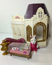 Sylvanian Families Calico Critters Fashion Boutique Town Series Figure Set Junk
