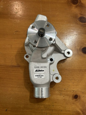 #ad #ad Jeep Wrangler YJ 2.5L Reverse Flow AC Delco Water Pump. New No Box $45.00