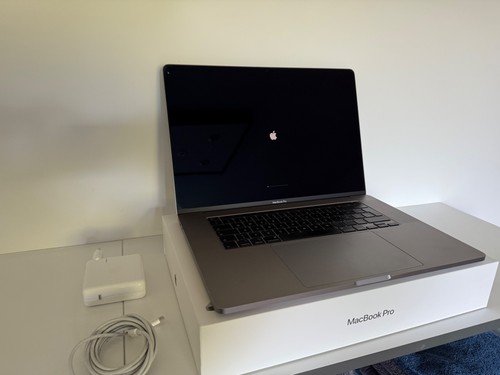 MacBook Pro A2141 Core i7 2.6 16" 2019 16GB RAM, 512GB SSD