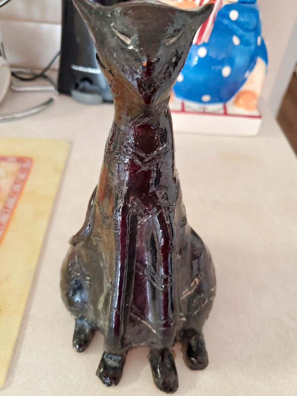 Hand Carved Sitting Cat Figurine Sculpture In Terracotta With Black Gloss Finish