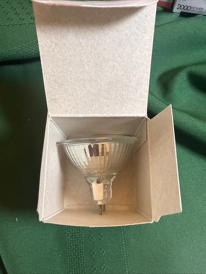 4 Satco S4626 MR16/FL/120V 20W MR16 Flood 38 Lensed Reflector Bi-Pin 2-Pin G8 - Image 2 of 3