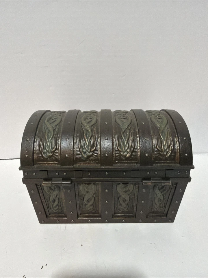 Disney Pirates Of The Caribbean Limited Edition 4 Movie Treasure Chest READ Foto 3 de 4