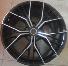 Foto 1 di 8