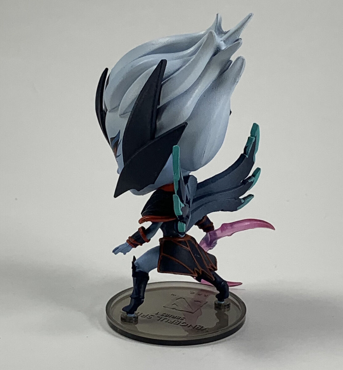 DotA 2 Vengeful Spirit Demihero Vinyl Figure