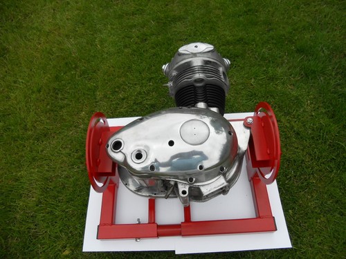 BSA C15/B40/B44,B25,TRIUMPH T25 ENGINE STAND - Picture 5 of 12