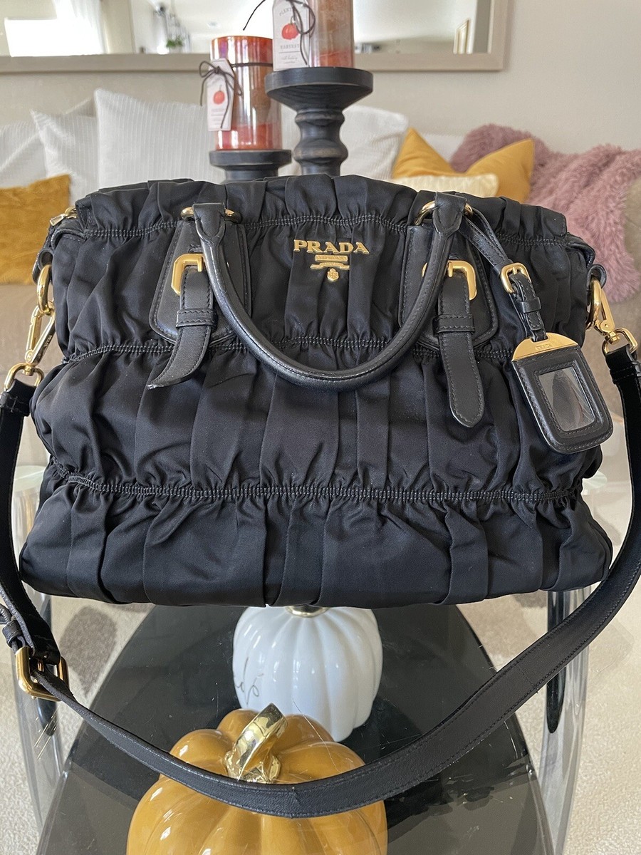 Authentic PRADA Tessuto Tote Gaufre 2Way Nylon Satchel Bag Authentic PRADA Tessuto Tote Gaufre 2Way Nylon Satchel Bag